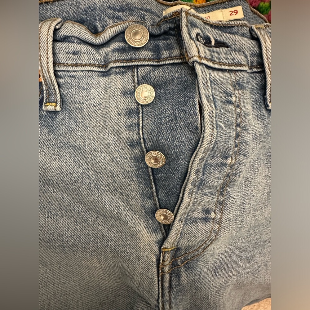 Levi’s Jeans - Picture 3 of 5